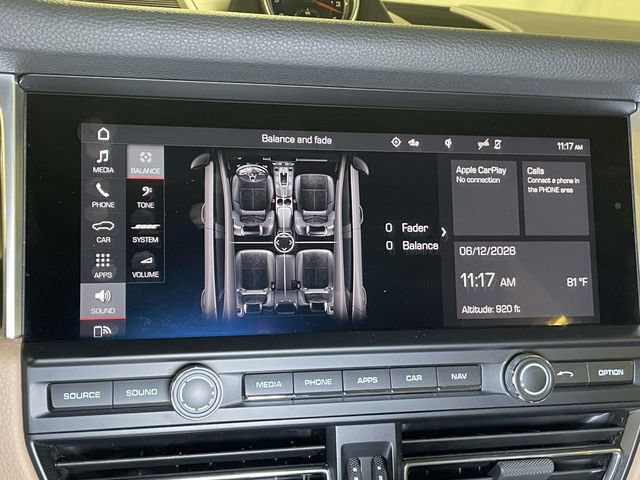 Certified 2020 Porsche Macan AWD/4WD image 33