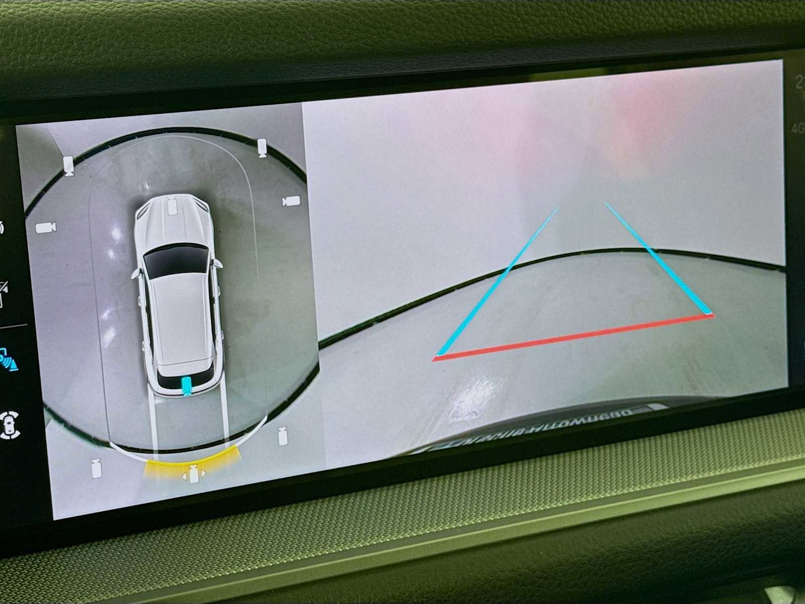 New 2026 Porsche Cayenne S image 19