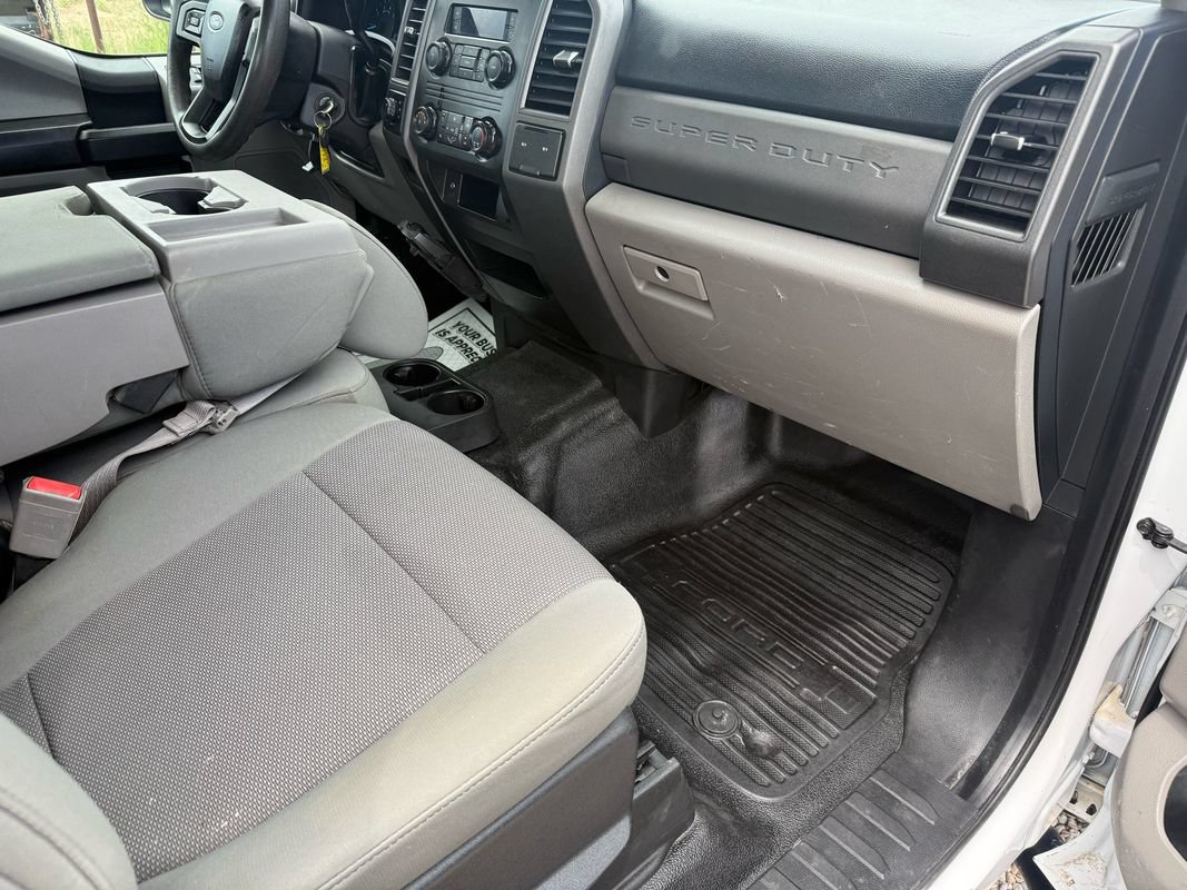 Used 2018 Ford F350 XL AWD/4WD image 15