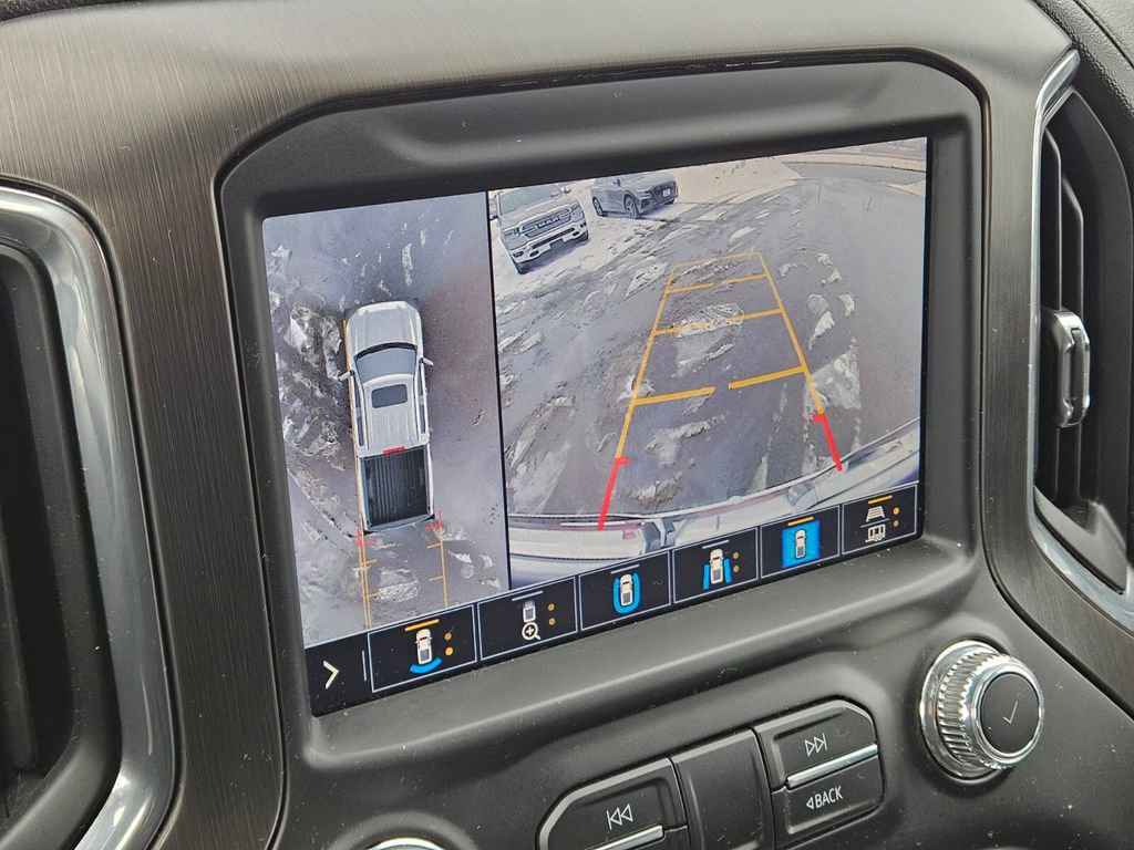 Used 2022 GMC Sierra 1500 AT4 w/ AT4 Premium Package image 19