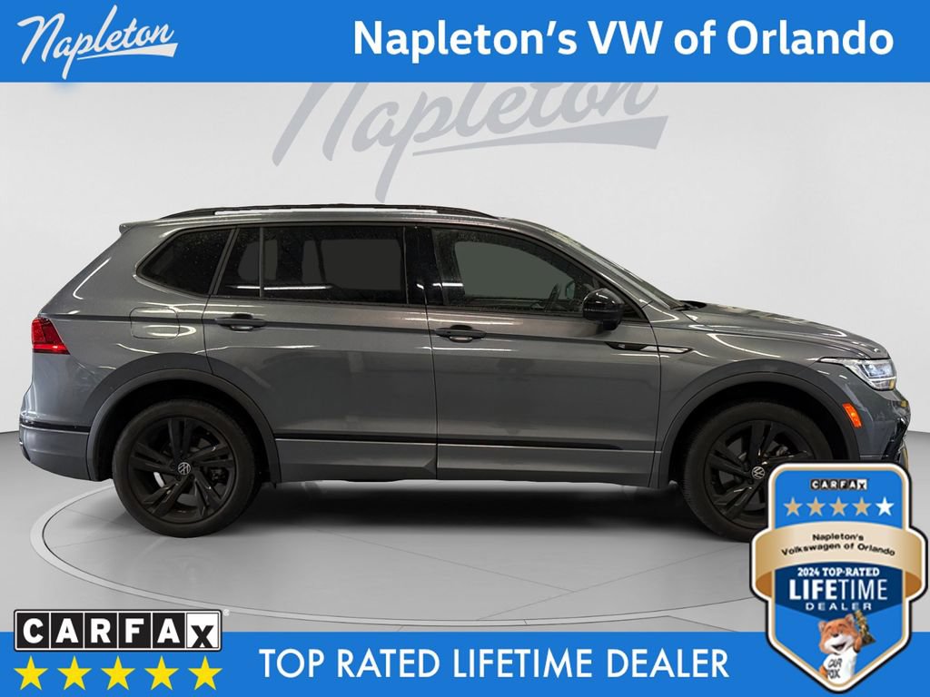 Used 2024 Volkswagen Tiguan SE R-Line AWD/4WD image 7