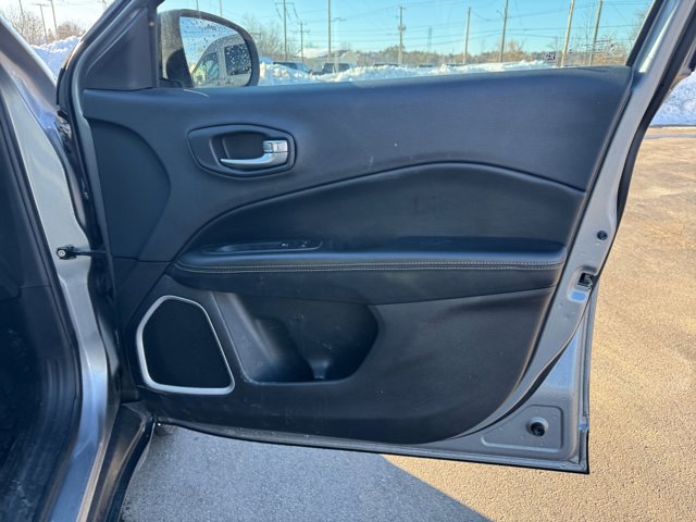 Used 2017 Jeep Compass Sport image 23
