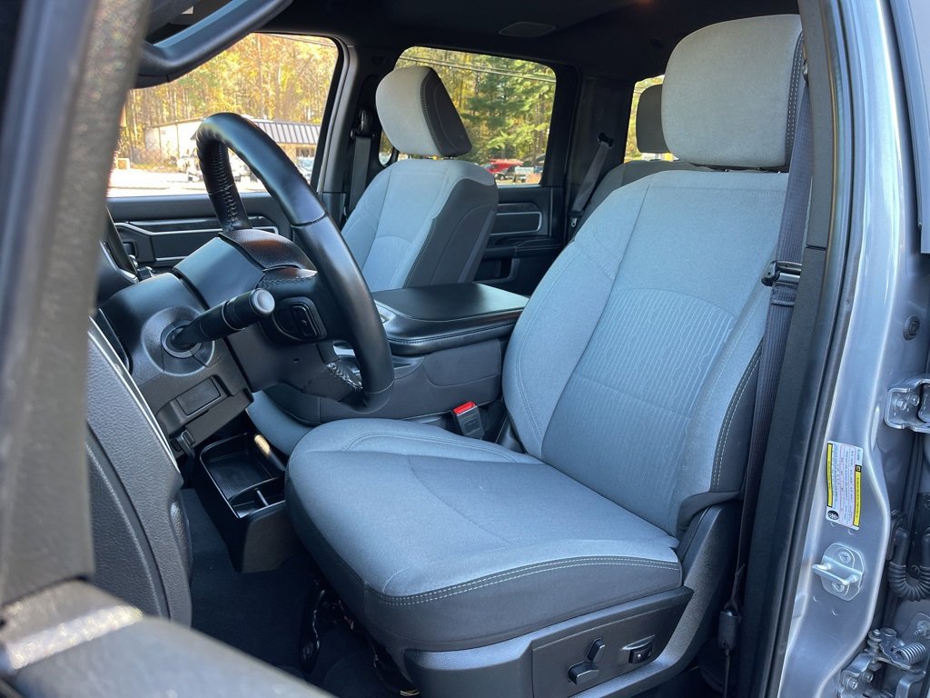 Used 2024 RAM 2500 Big Horn w/ Bed Utility Group image 19