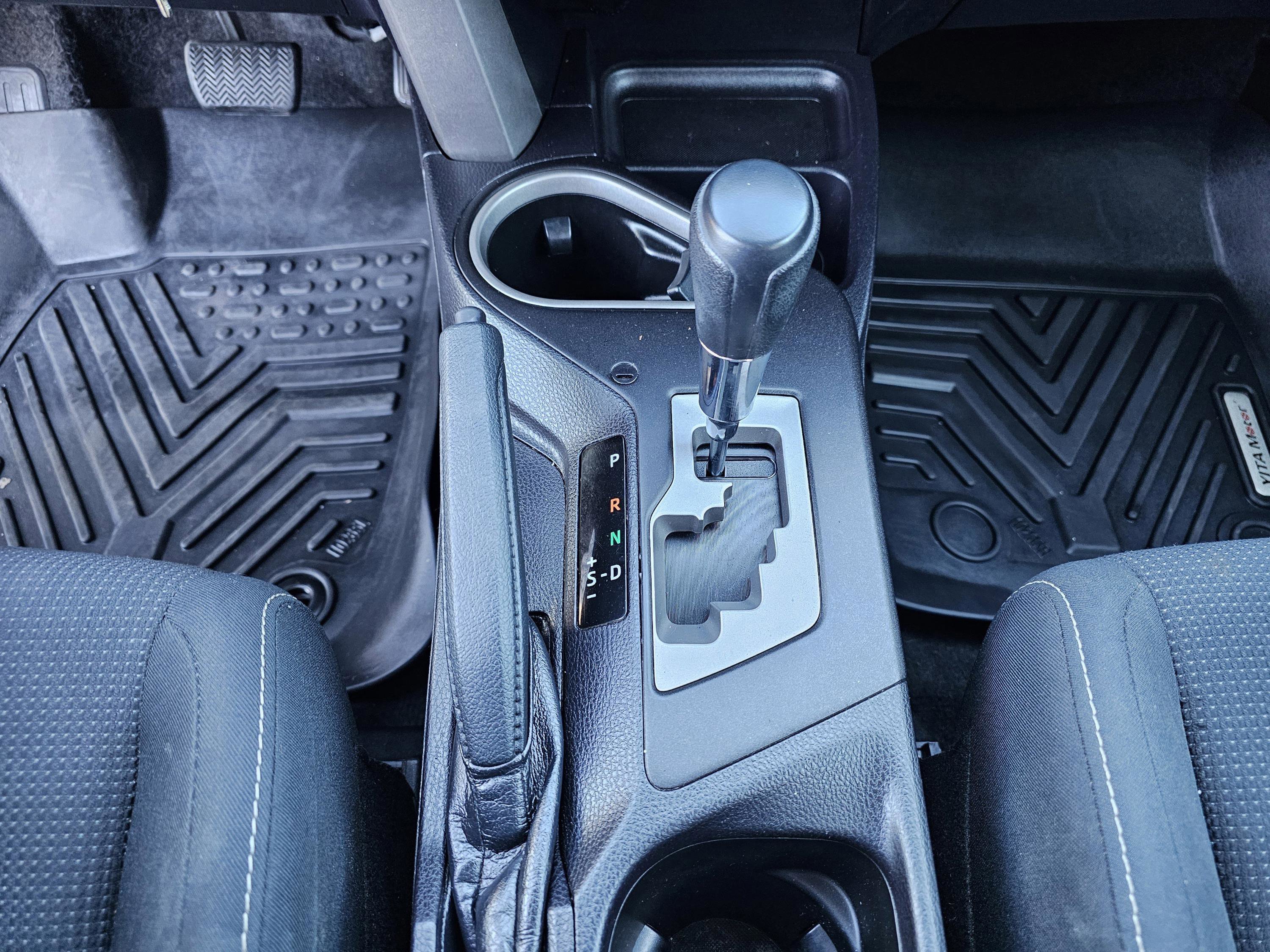 Used 2018 Toyota RAV4 XLE image 13