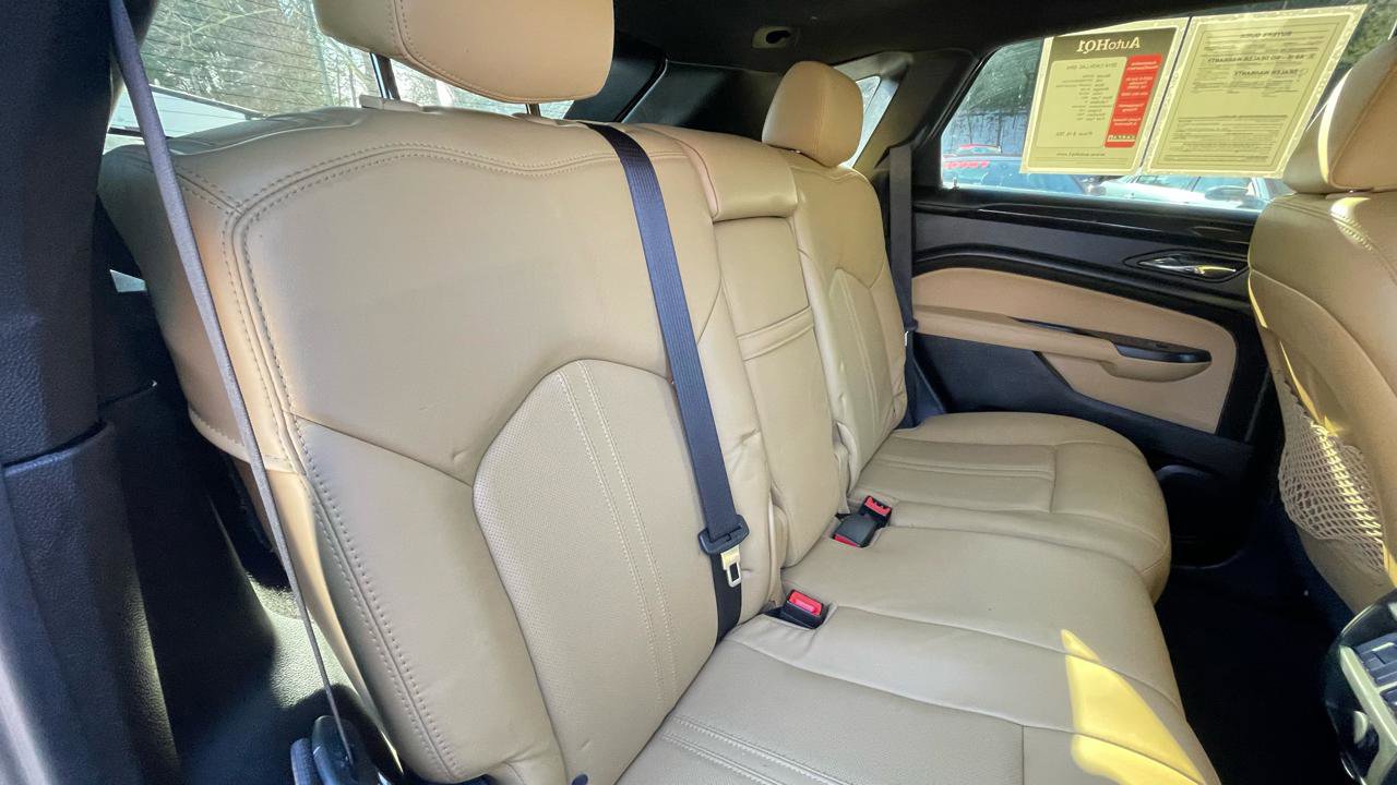 Used 2014 Cadillac SRX Luxury w/ Driver Awareness Package image 26