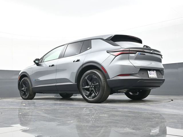 New 2026 Chevrolet Equinox EV LT image 40