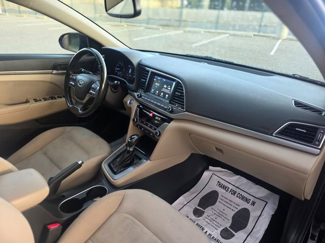 Used 2018 Hyundai Elantra Value Edition FWD image 39