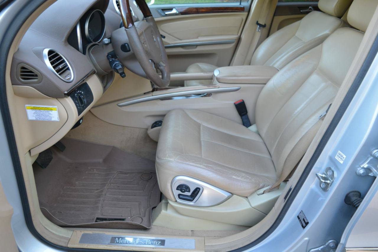Used 2008 Mercedes-Benz GL 550 4MATIC image 11