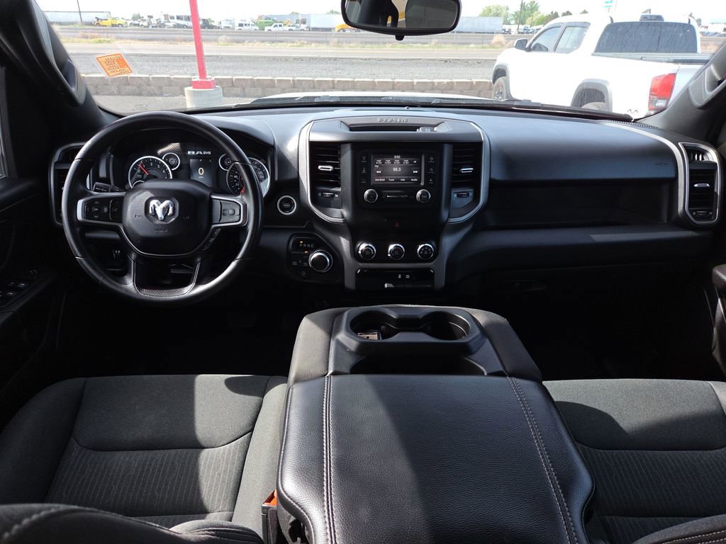 Used 2024 RAM 1500 Tradesman AWD/4WD image 11