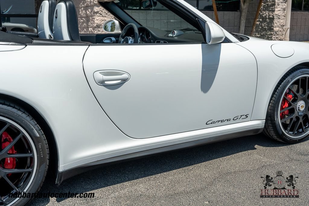 Used 2012 Porsche 911 Cabriolet image 37