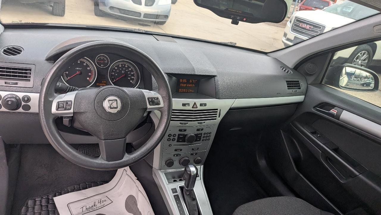 Used 2008 Saturn Astra XR image 10