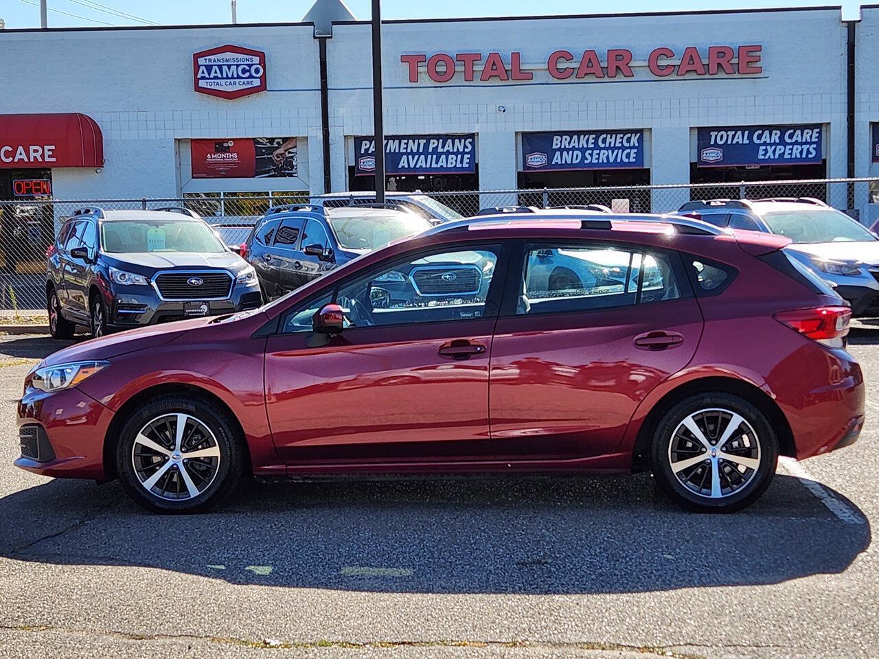 Used 2023 Subaru Impreza 2.0i Premium AWD/4WD image 2