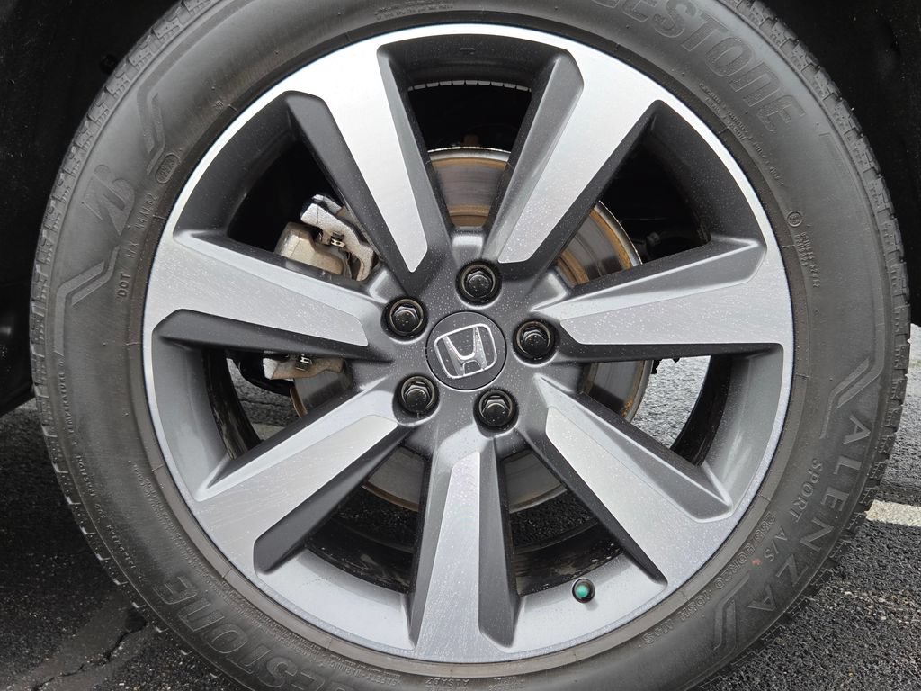 Used 2023 Honda Pilot Elite image 21
