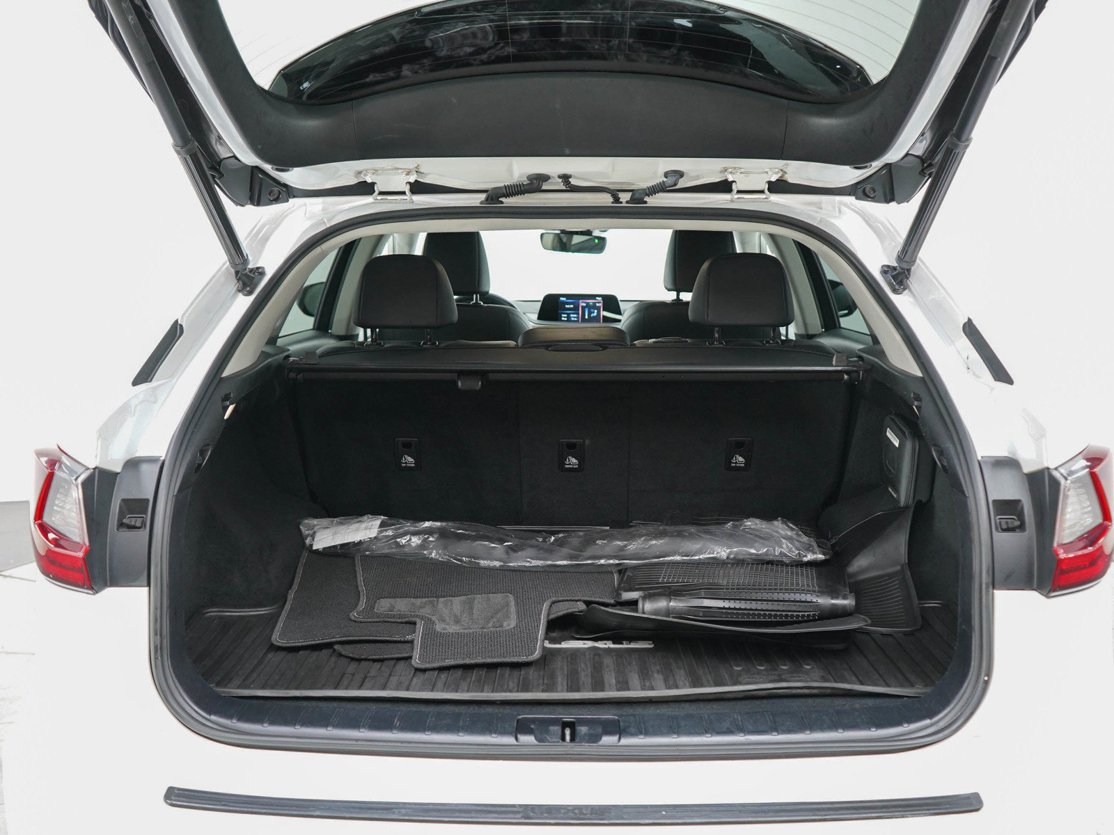 Used 2022 Lexus RX 350 AWD w/ Premium Package image 16