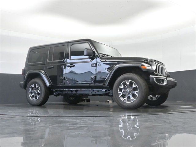New 2025 Jeep Wrangler Sahara image 38