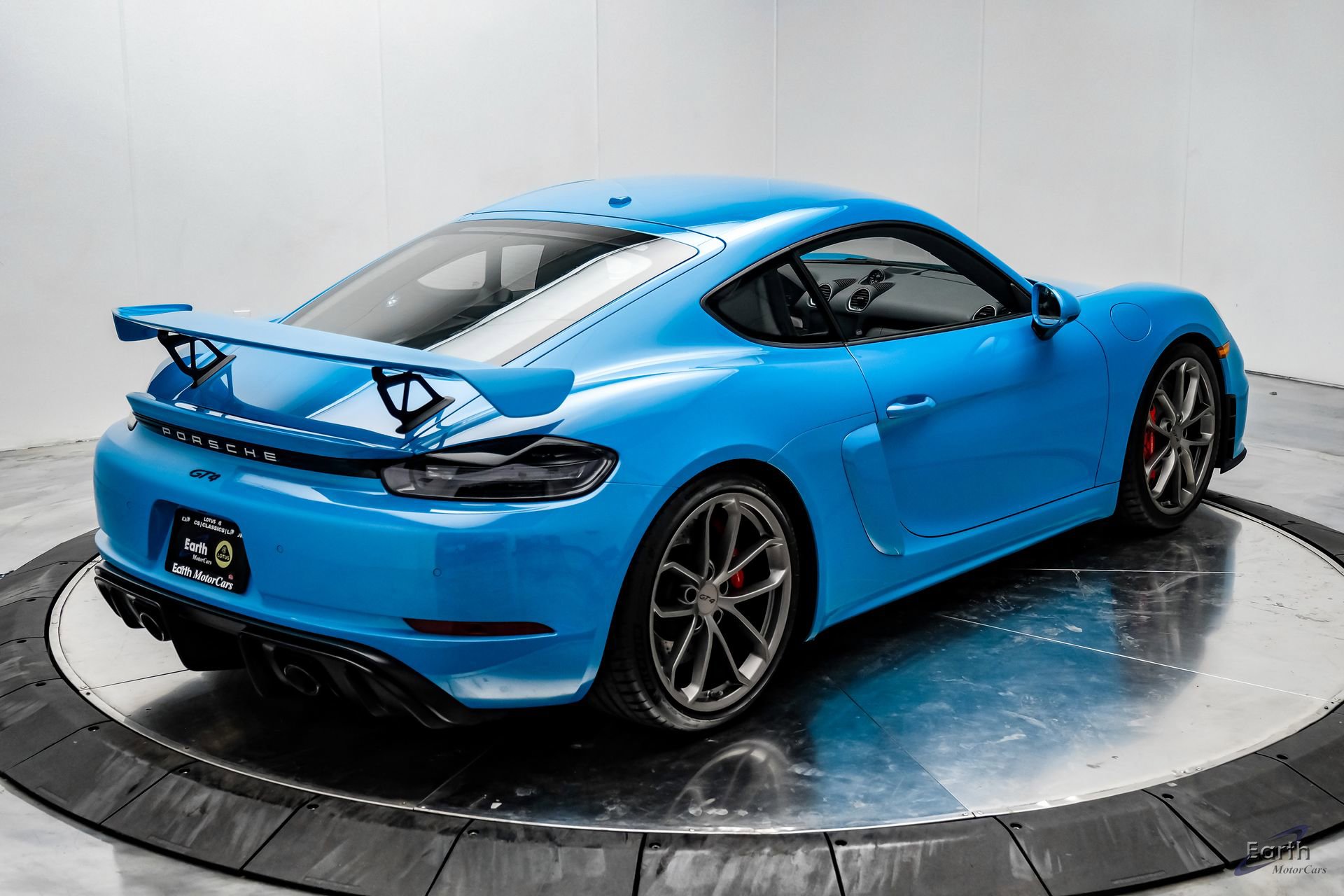Used 2020 Porsche 718 Cayman GT4 image 17