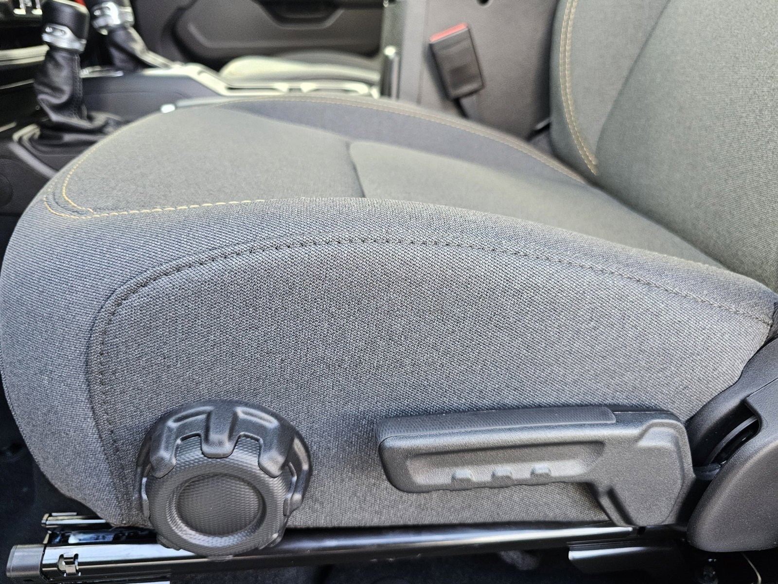 New 2026 Jeep Gladiator Sport image 20