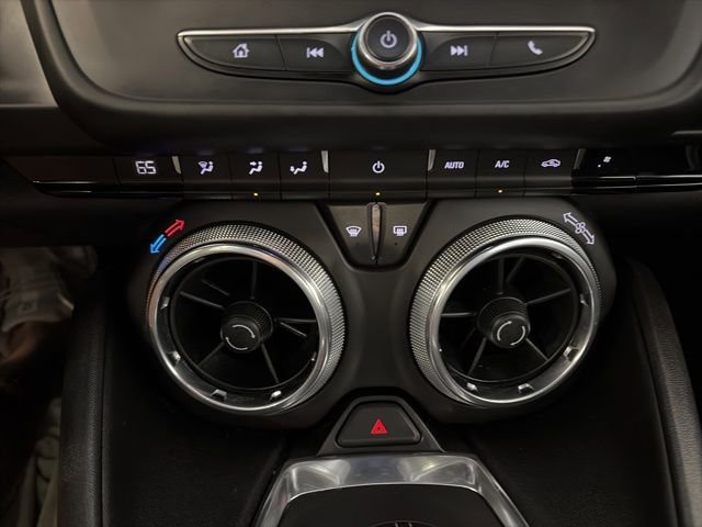 Used 2019 Chevrolet Camaro LT RWD image 23
