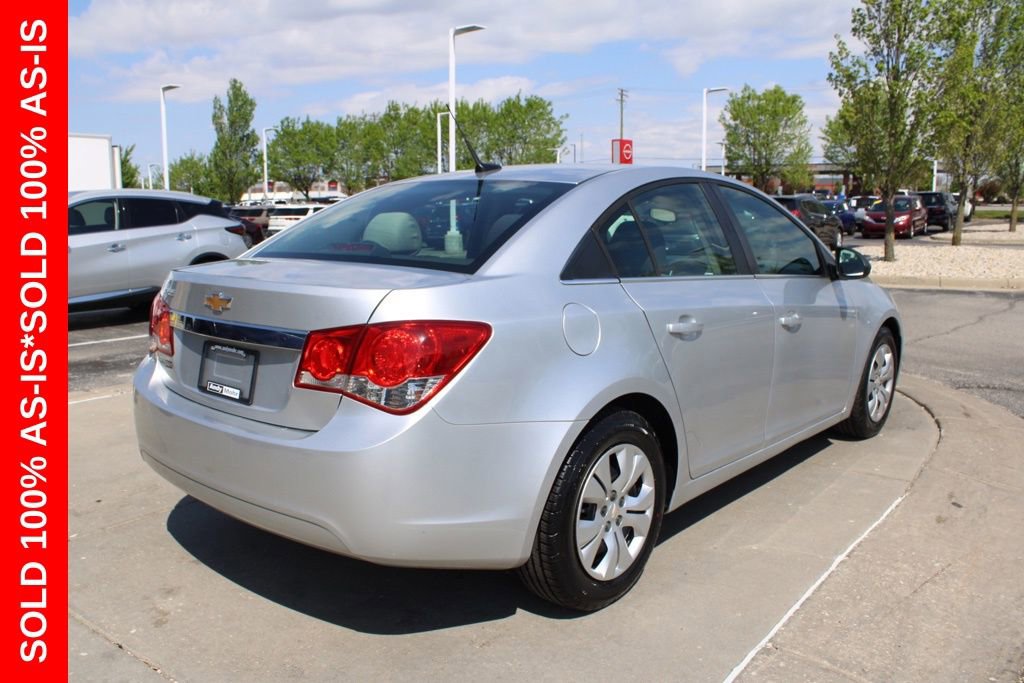 Used 2012 Chevrolet Cruze LS w/ Connectivity Package FWD image 7