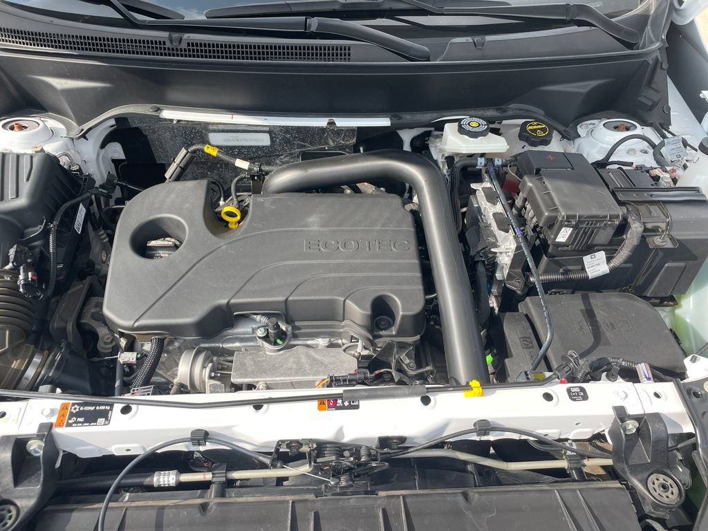 Used 2024 GMC Terrain SLE w/ LPO, Floor Liner Package FWD image 25