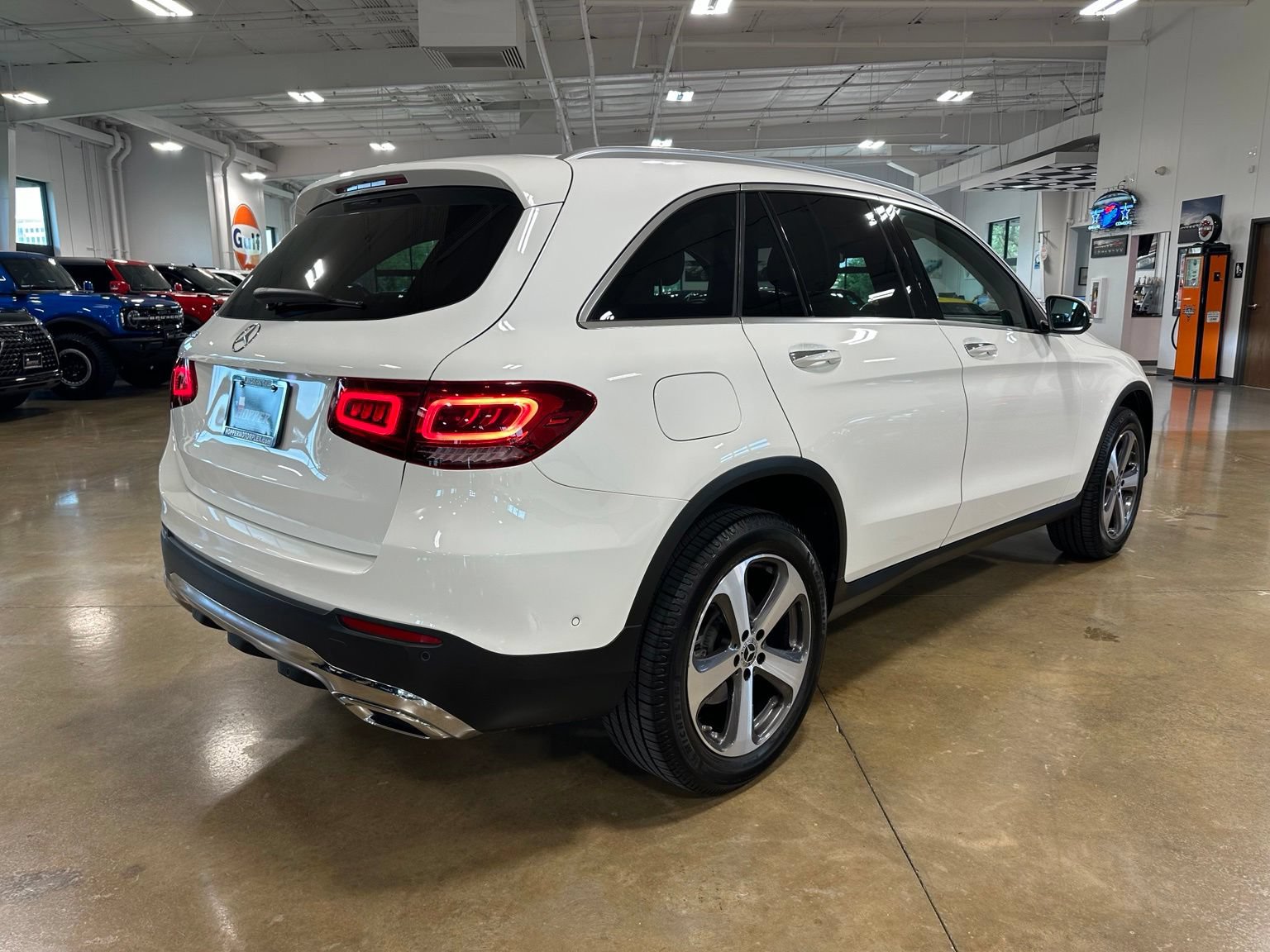 Used 2022 Mercedes-Benz GLC 300 image 8