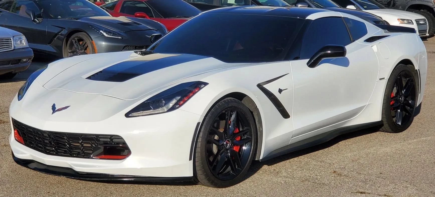 Used 2015 Chevrolet Corvette Stingray Coupe w/ 2LT Preferred Equipment Group RWD image 15