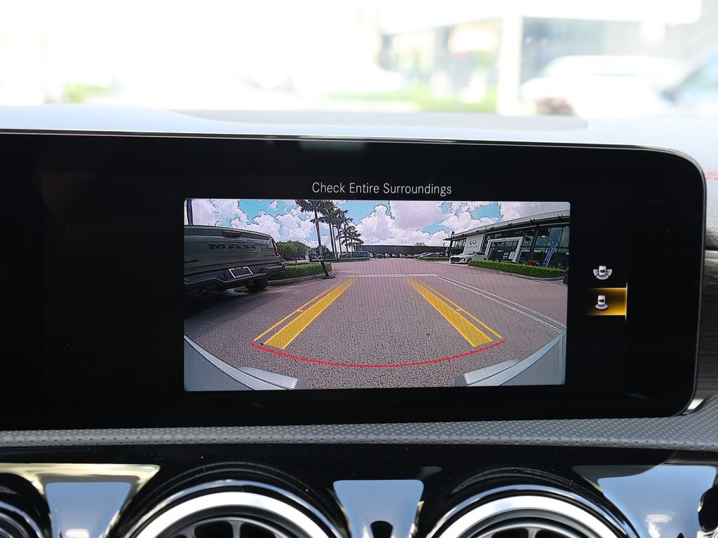 Used 2023 Mercedes-Benz CLA 250 4MATIC image 31