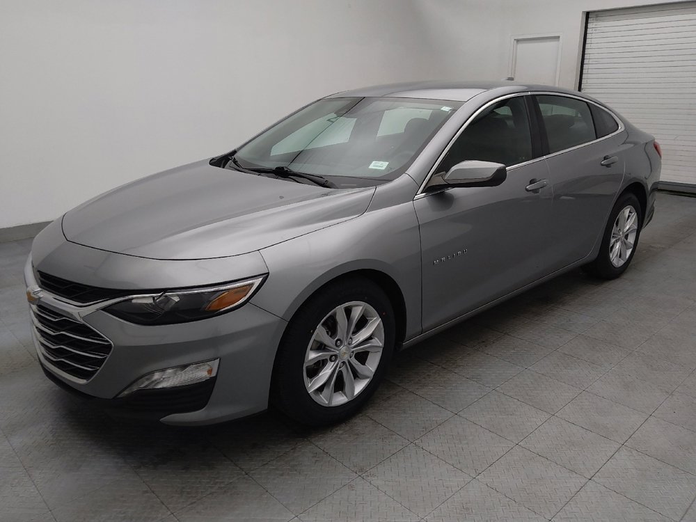 Used 2024 Chevrolet Malibu LT image 2