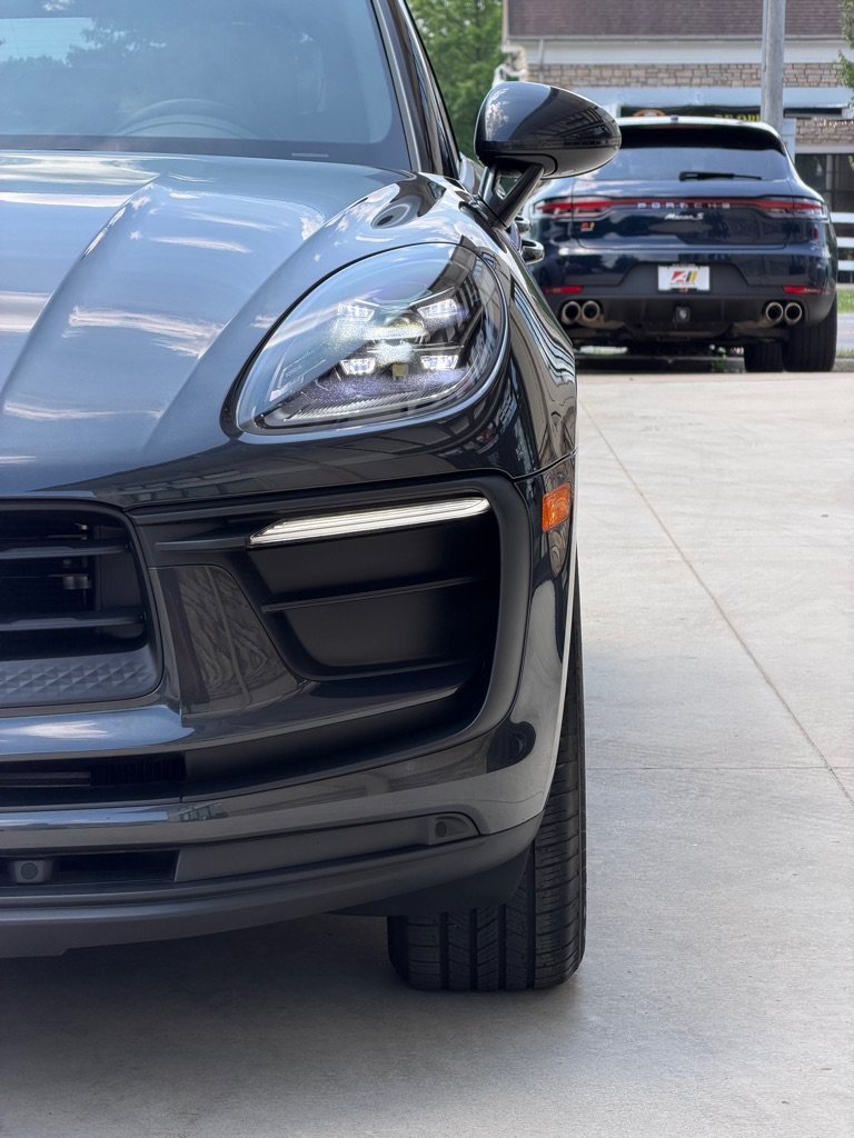 Used 2023 Porsche Macan AWD/4WD image 13