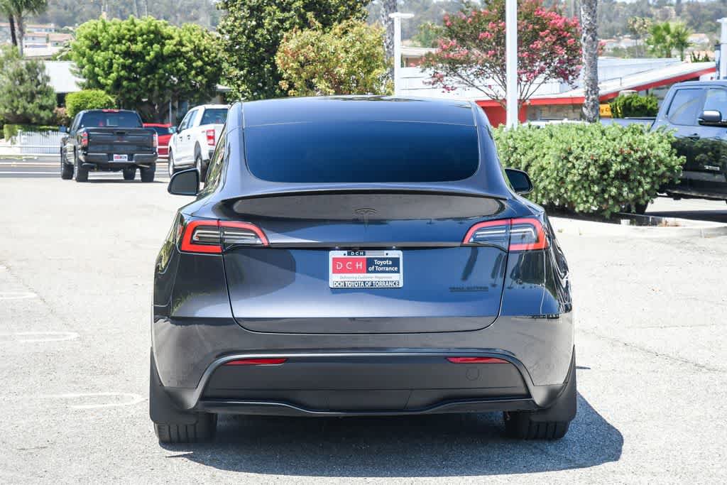 Used 2024 Tesla Model Y 2WD image 8