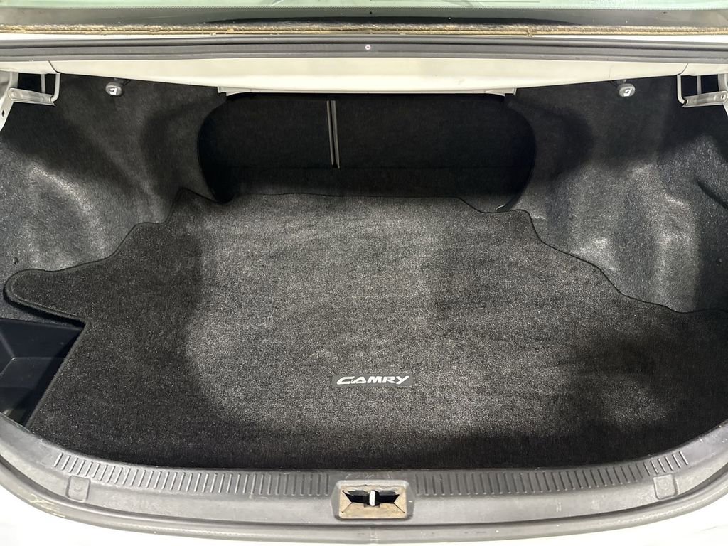 Used 2009 Toyota Camry LE FWD image 23