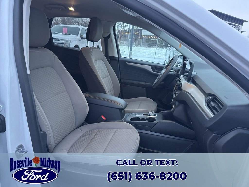 Used 2022 Ford Escape SE w/ Cold Weather Package image 33