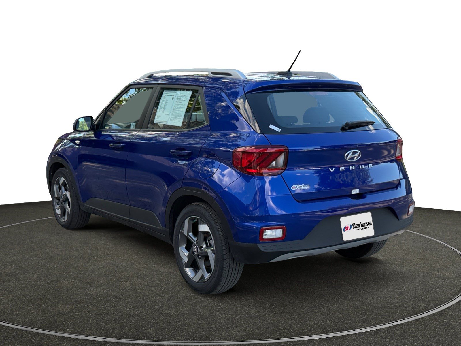 Certified 2025 Hyundai Venue SEL FWD image 3