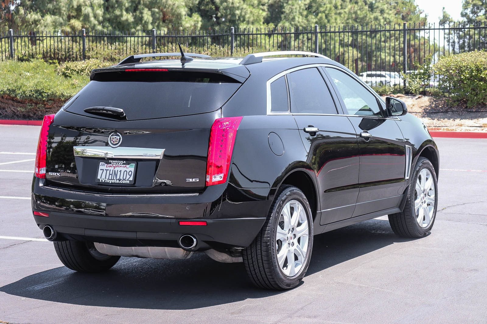 Used 2013 Cadillac SRX Premium FWD image 7