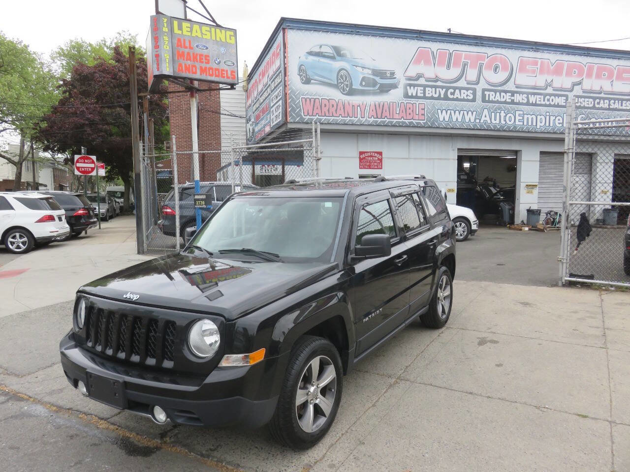 Used 2016 Jeep Patriot High Altitude AWD/4WD image 2