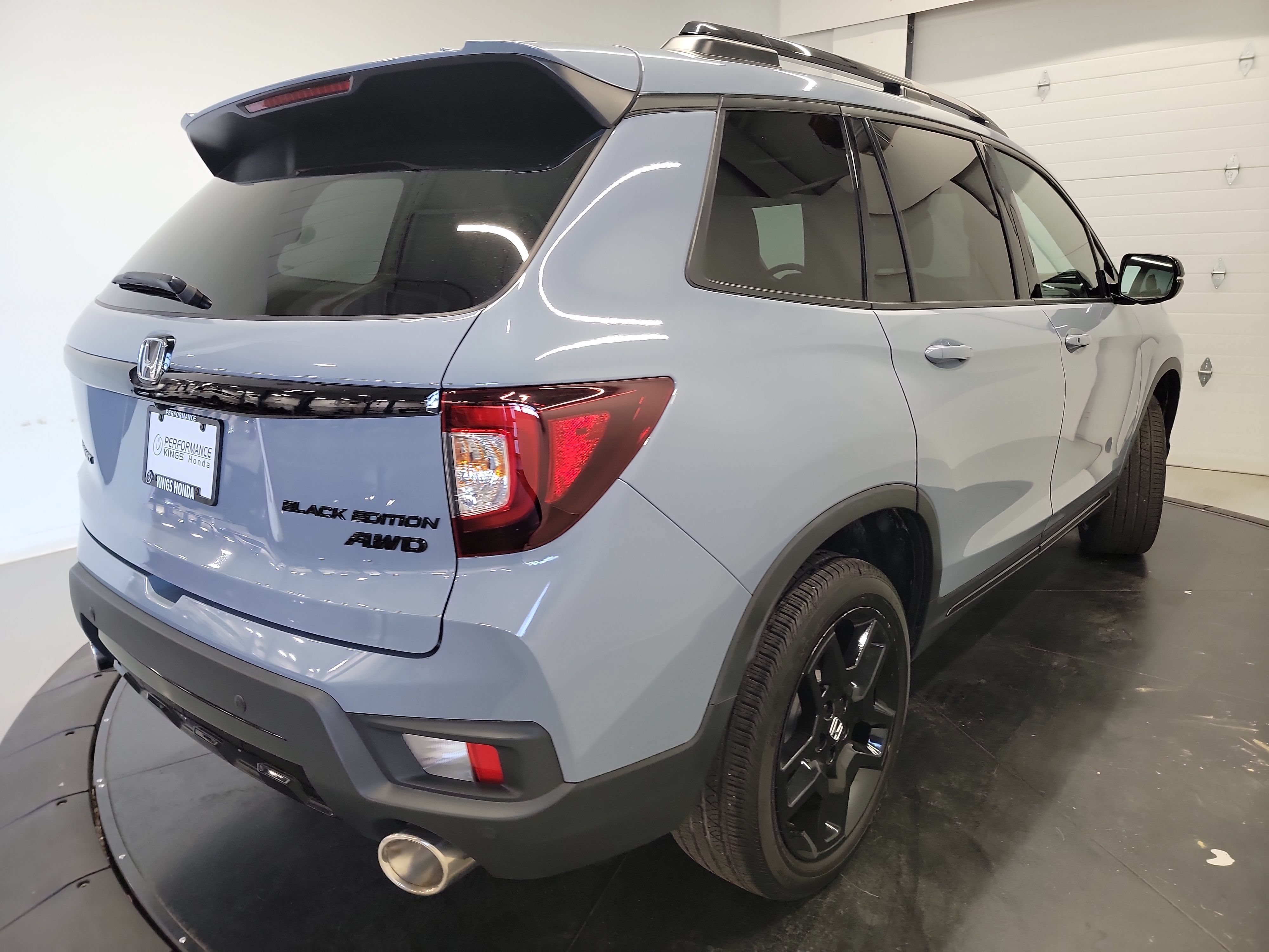 Used 2024 Honda Passport Black Edition image 9