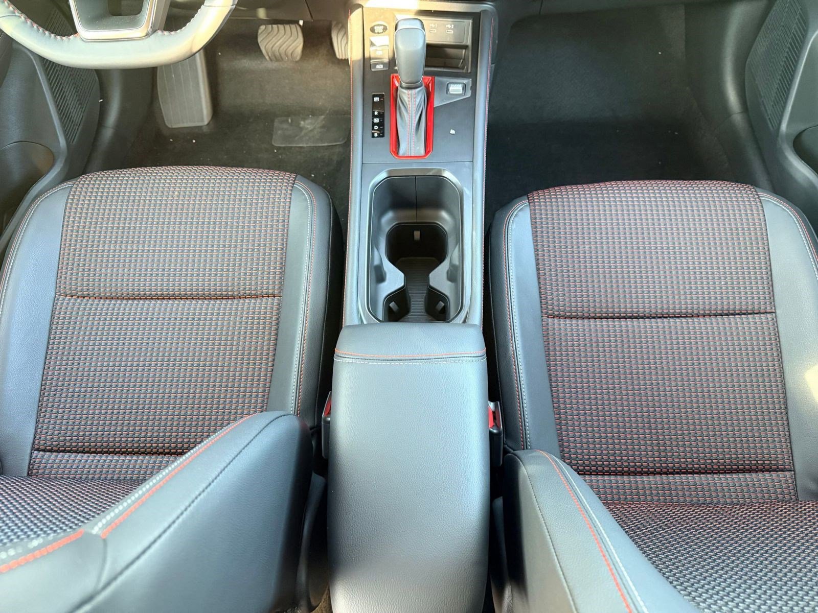 New 2026 Nissan Kicks SR w/ Cold Weather Package image 24