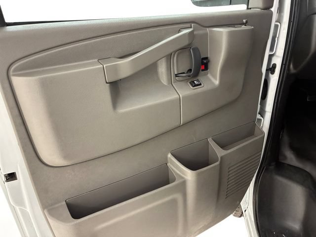 Certified 2021 GMC Savana 2500 w/ Driver Convenience Package RWD image 12