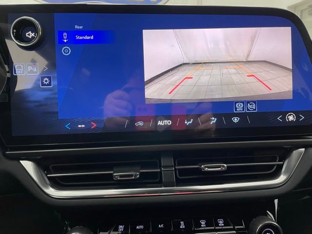 New 2026 Chevrolet Equinox EV LT image 5