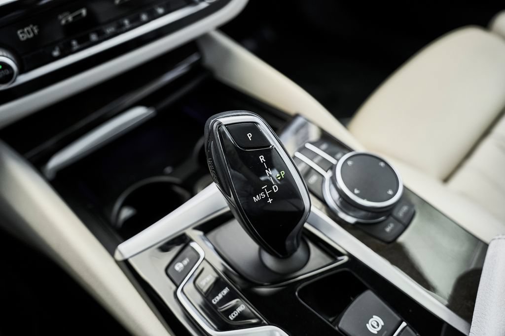 Used 2018 BMW 540i w/ Premium Package RWD image 35