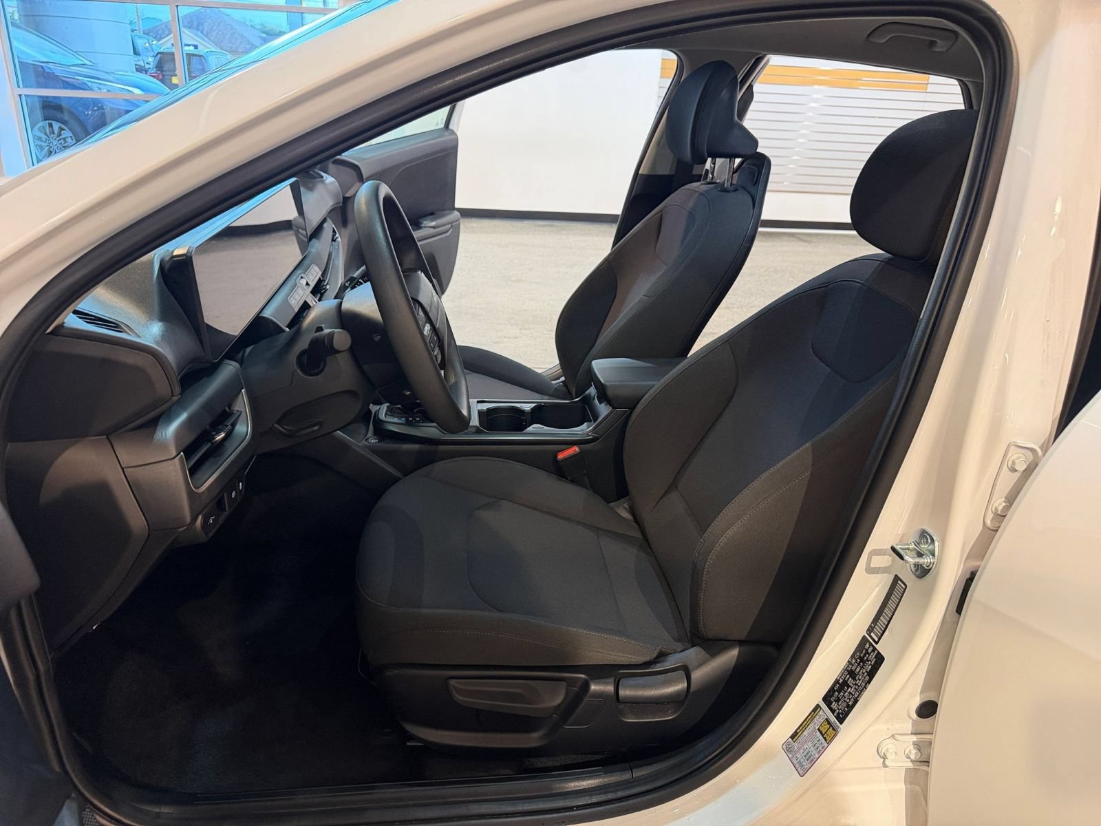 Used 2026 Kia K4 FWD image 26