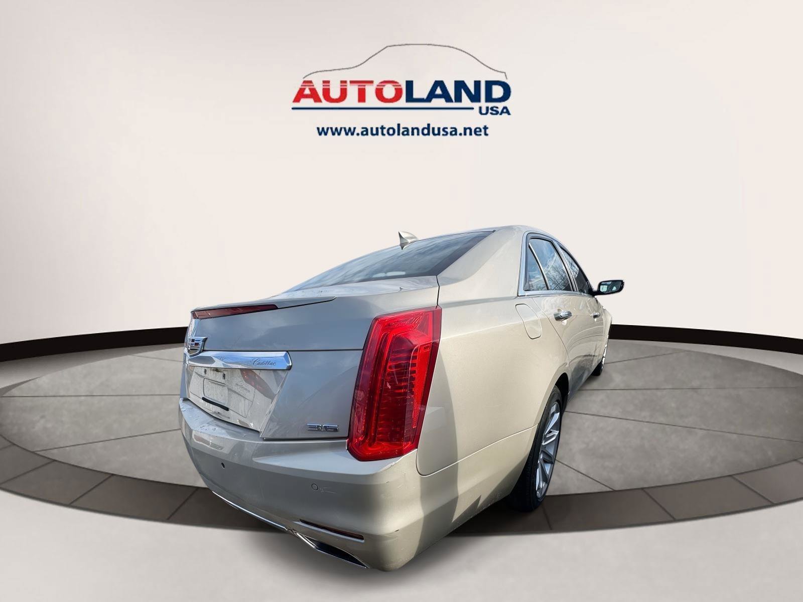 Used 2015 Cadillac CTS Luxury image 3