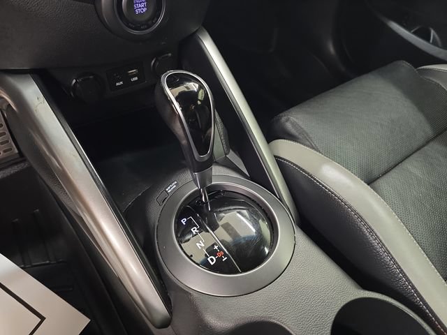 Used 2016 Hyundai Veloster Turbo w/ Option Group 04 FWD image 22