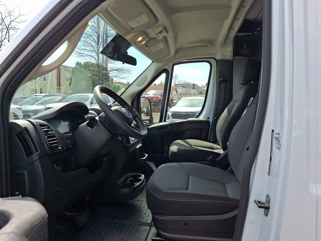 Used 2025 RAM ProMaster 2500 w/ U-Haul Equipment Group image 15