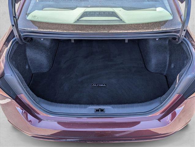 Used 2025 Nissan Altima 2.5 SV FWD image 6