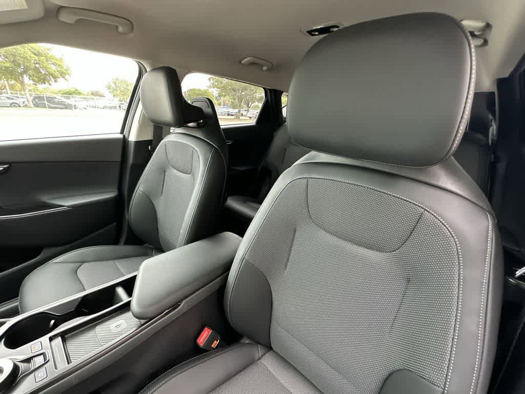 New 2025 Kia EV6 Light AWD/4WD image 14