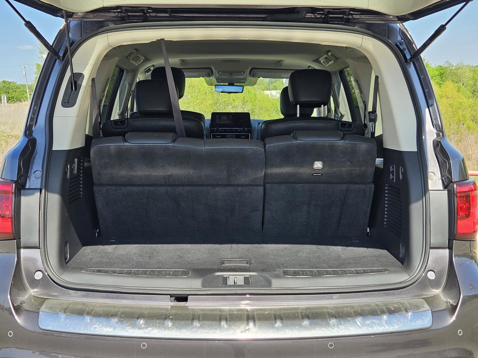 Used 2024 INFINITI QX80 Luxe image 11