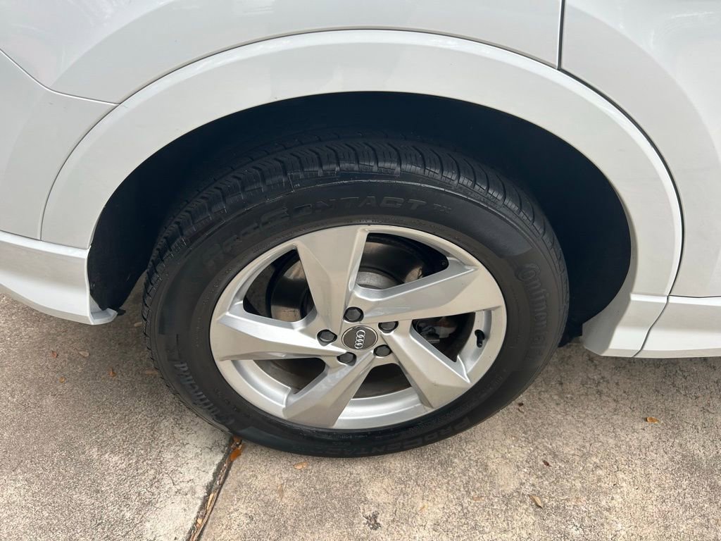 Used 2020 Audi Q3 2.0T Premium Plus w/ Premium Plus Package image 19