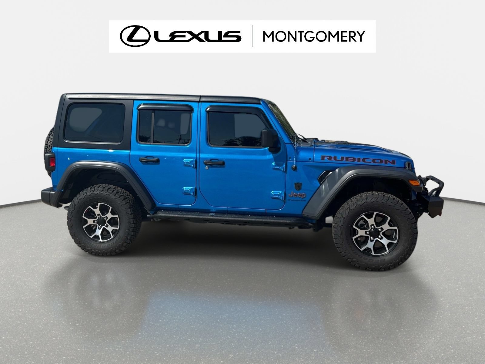Used 2023 Jeep Wrangler Unlimited Rubicon AWD/4WD image 3