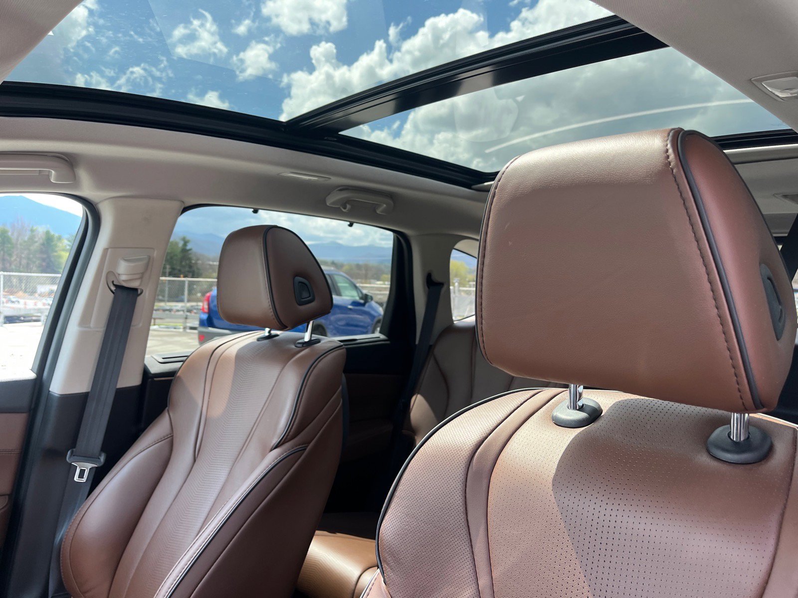 Used 2024 Acura MDX SH-AWD w/ Advance Package image 7